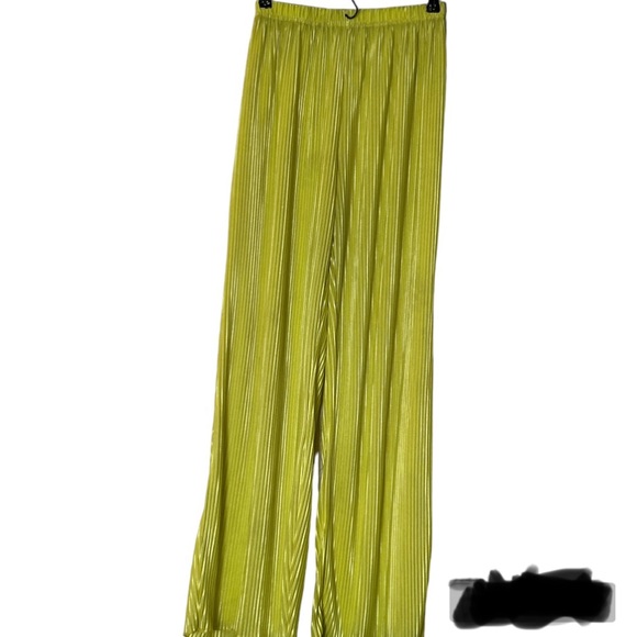 Beautiful two pieces. - Picture 11 of 11